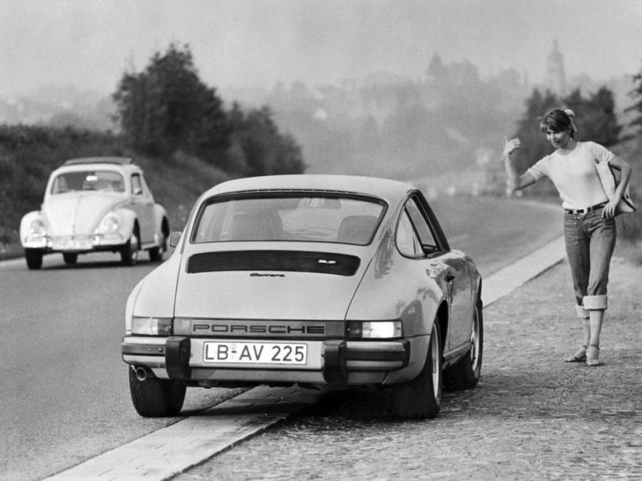  Porsche 911 Carrera 2.7 Coupe 1974 года  (фото 8 из 24)